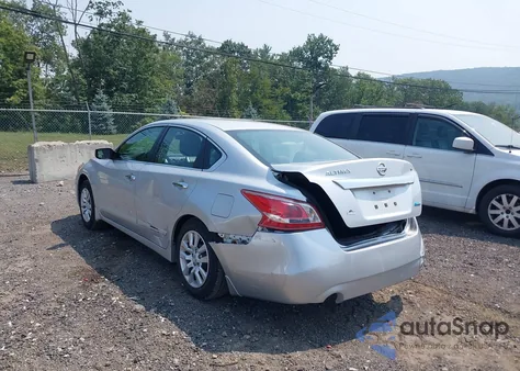 2013 Nissan Altima 2.5 S z USA, uszkodzony, nr VIN 1N4AL3APXDC270971